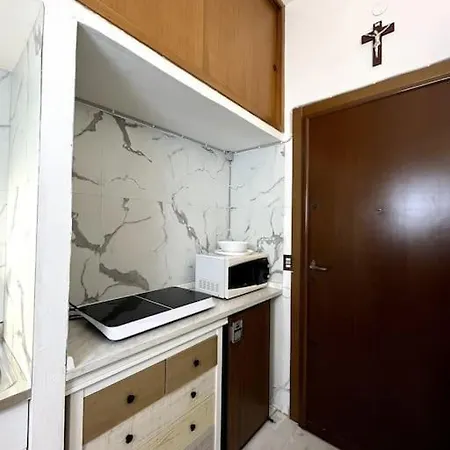 Daisy - Tiburtina Loft In Wifi Holiday home